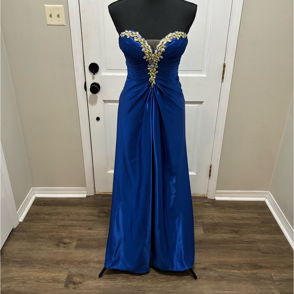 Strapless pageant/prom dress